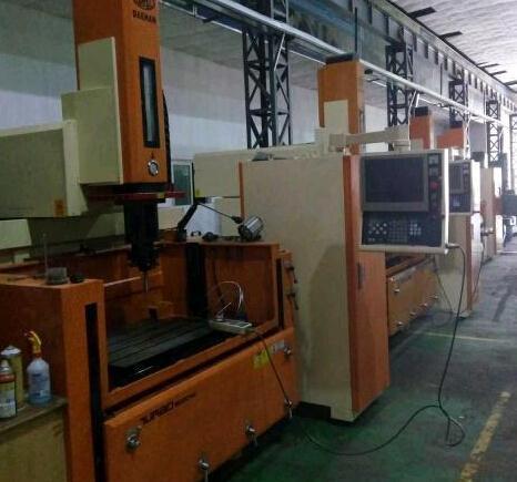 机械加工厂处置6台大韩电火花机